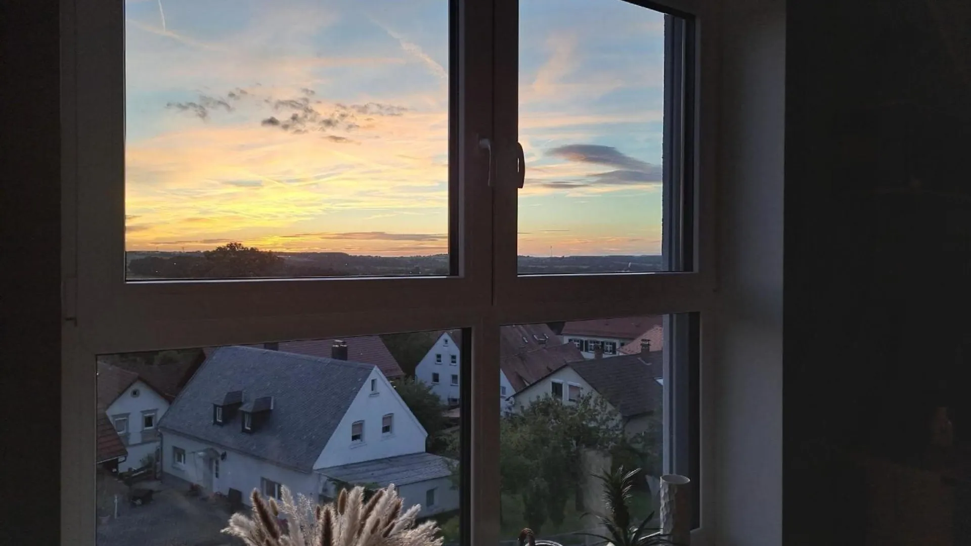Moderne Neue Dachgeschosswohnung Juliane Goldkronach
