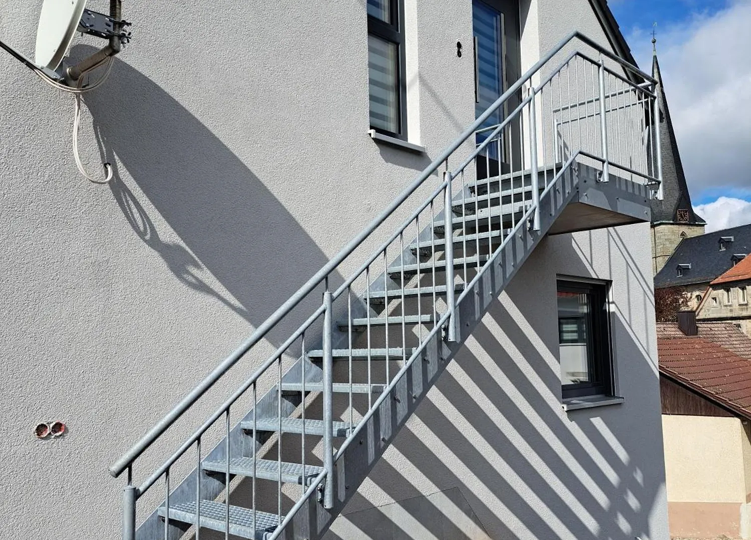 Moderne Neue Dachgeschosswohnung Juliane Goldkronach Apartment